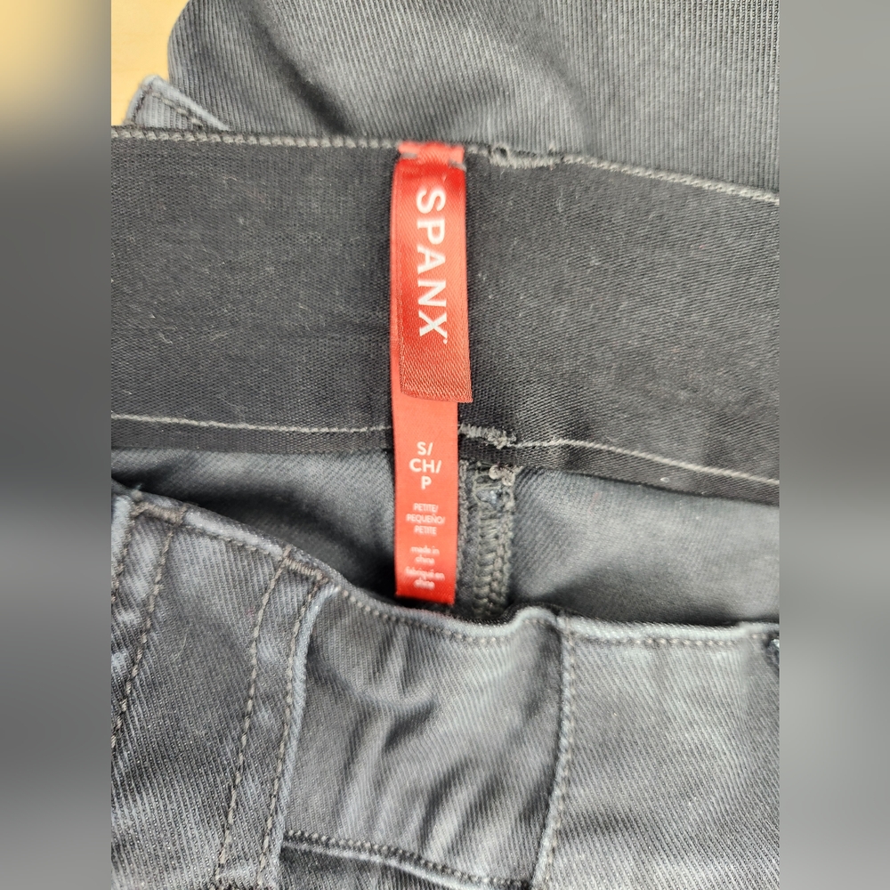 Spanx Petite Pants Stretch Twill Ankle Cargo Dark Gray‎ - Picture 3 of 6